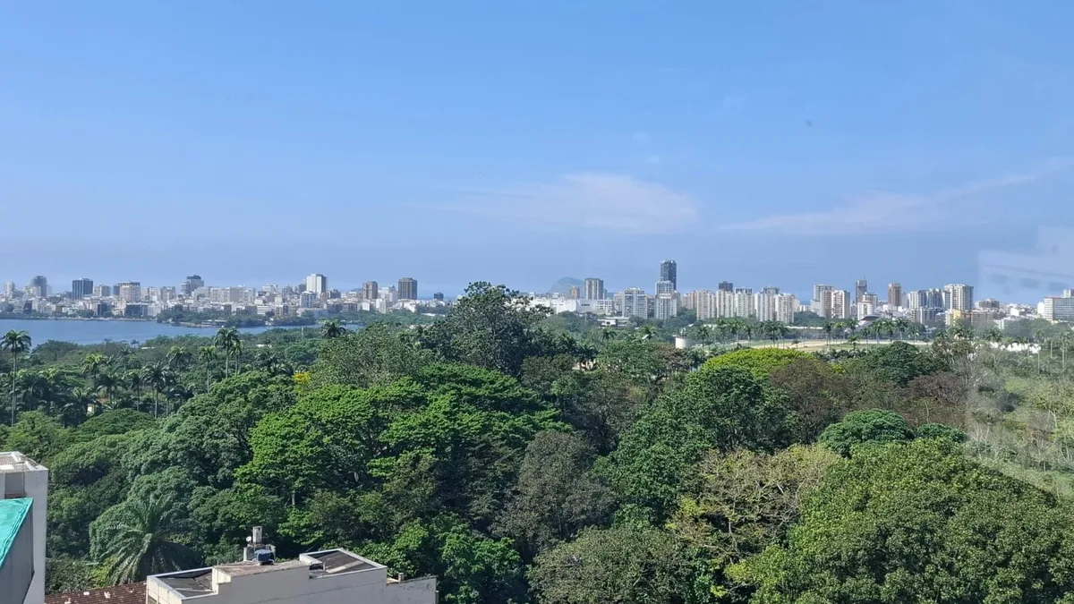 Rio tem feriadão com calor de 34ºC e chance de chuva forte