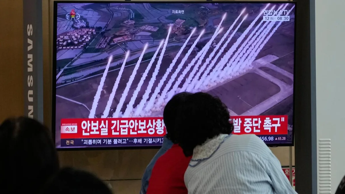 Nord- und Südkorea: Nordkorea feuert erneut ballistische Kurzstreckenraketen ab