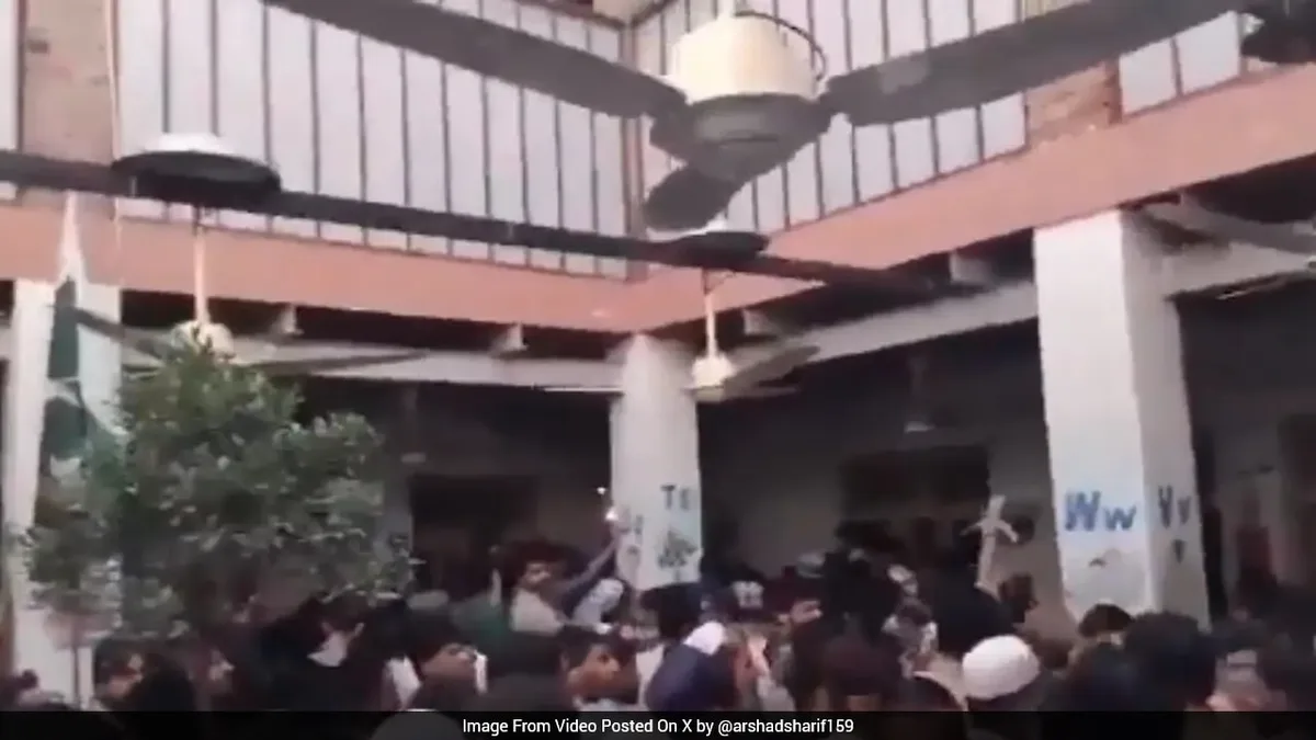 34 Students, Teacher Killed In Pakistan School Roof Collapse