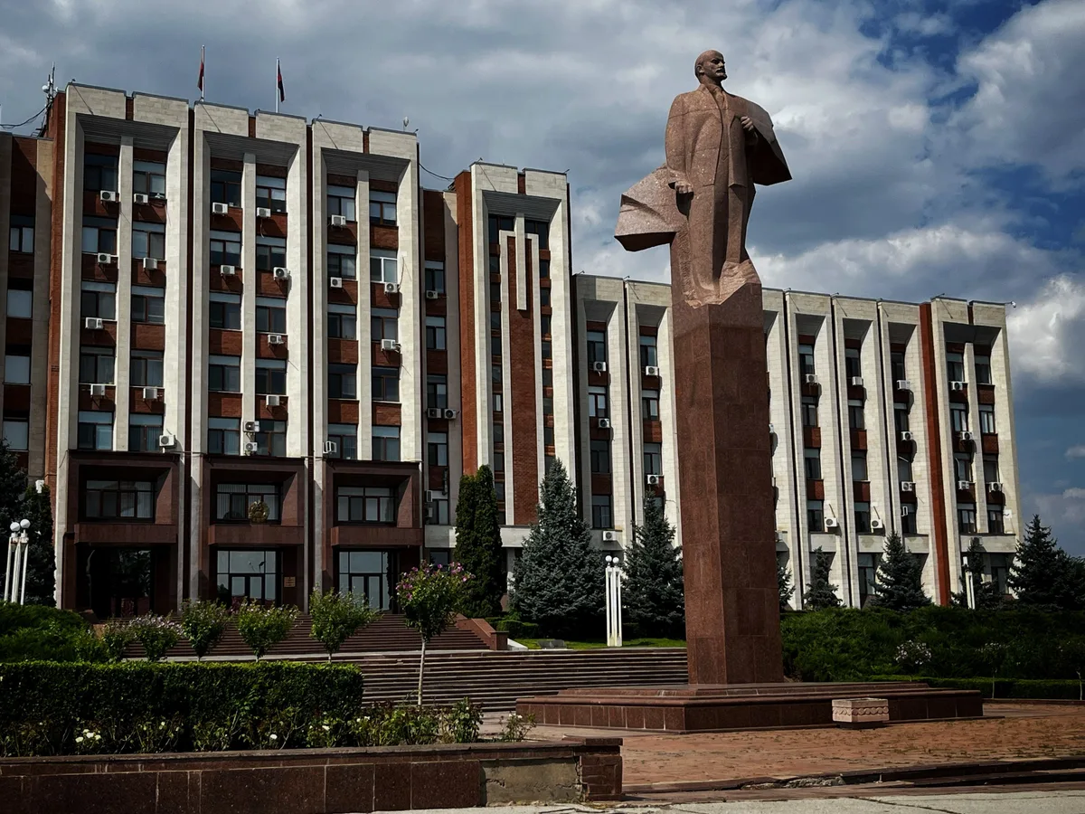 Entre tropas del Kremlin y aroma soviético en Transnistria, la entelequia pro rusa de Moldavia