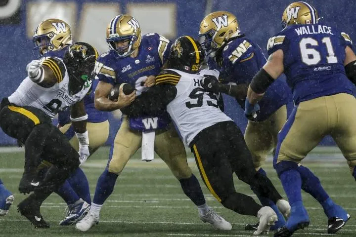 Winnipeg Blue Bombers QB Zach Collaros intends to play on Saturday
