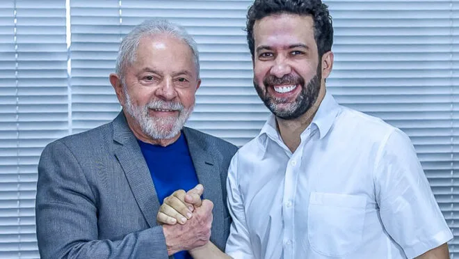PT aposta no medo de cortes sociais com onda digital de fake news para vencer Flávio