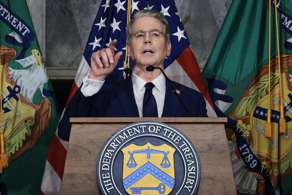 US unveils 'economic D-Day' against Iran, warns trade partners of sanctions