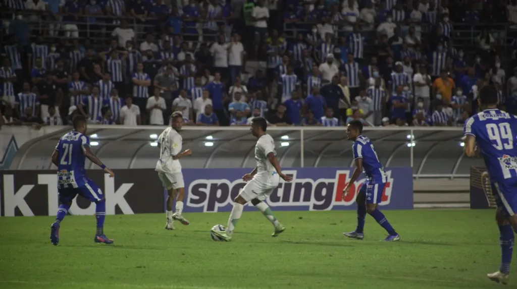 CSA vence o Floresta e assume vice-liderança do Grupo A no Nordestão