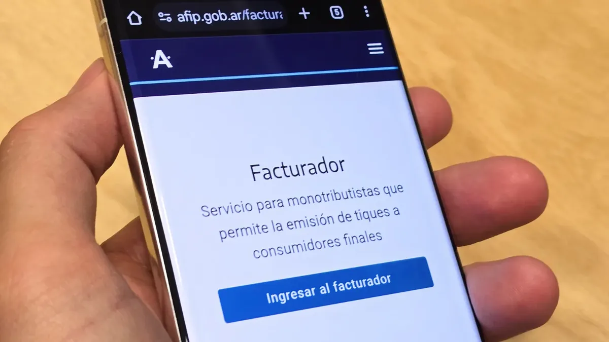 ARCA cambia las reglas para emitir facturas: qué deberán hacer monotributistas y otros contribuyentes