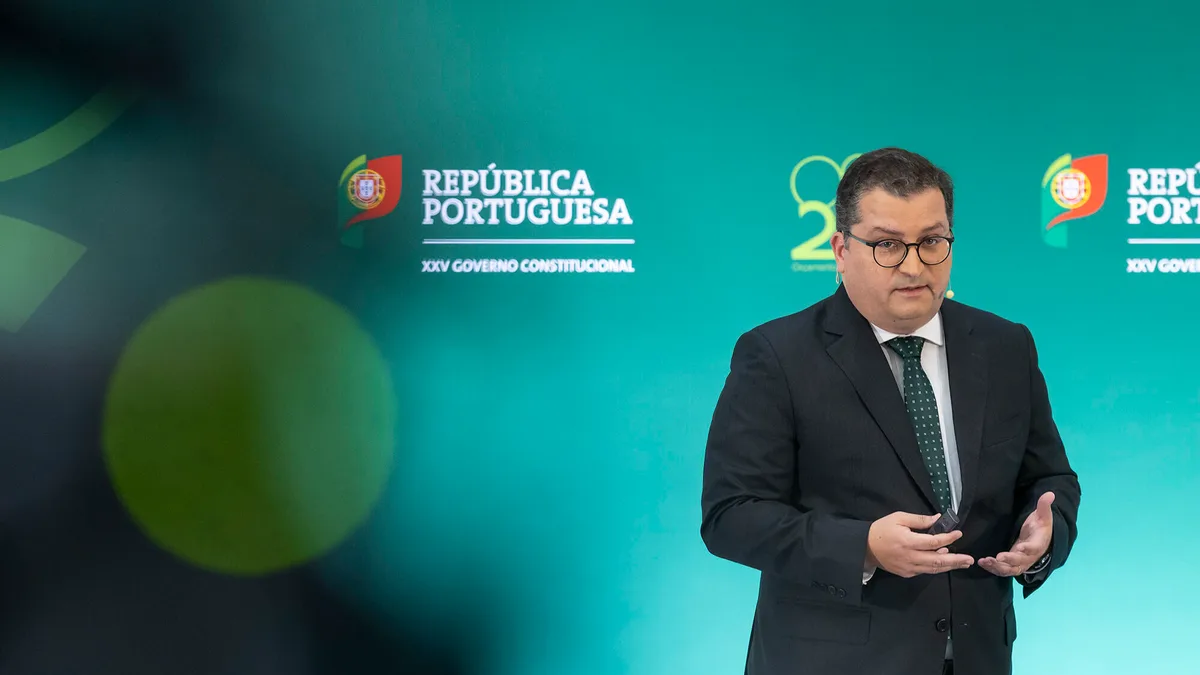 Joaquim contra Joaquim: Ministro silencia Cronista