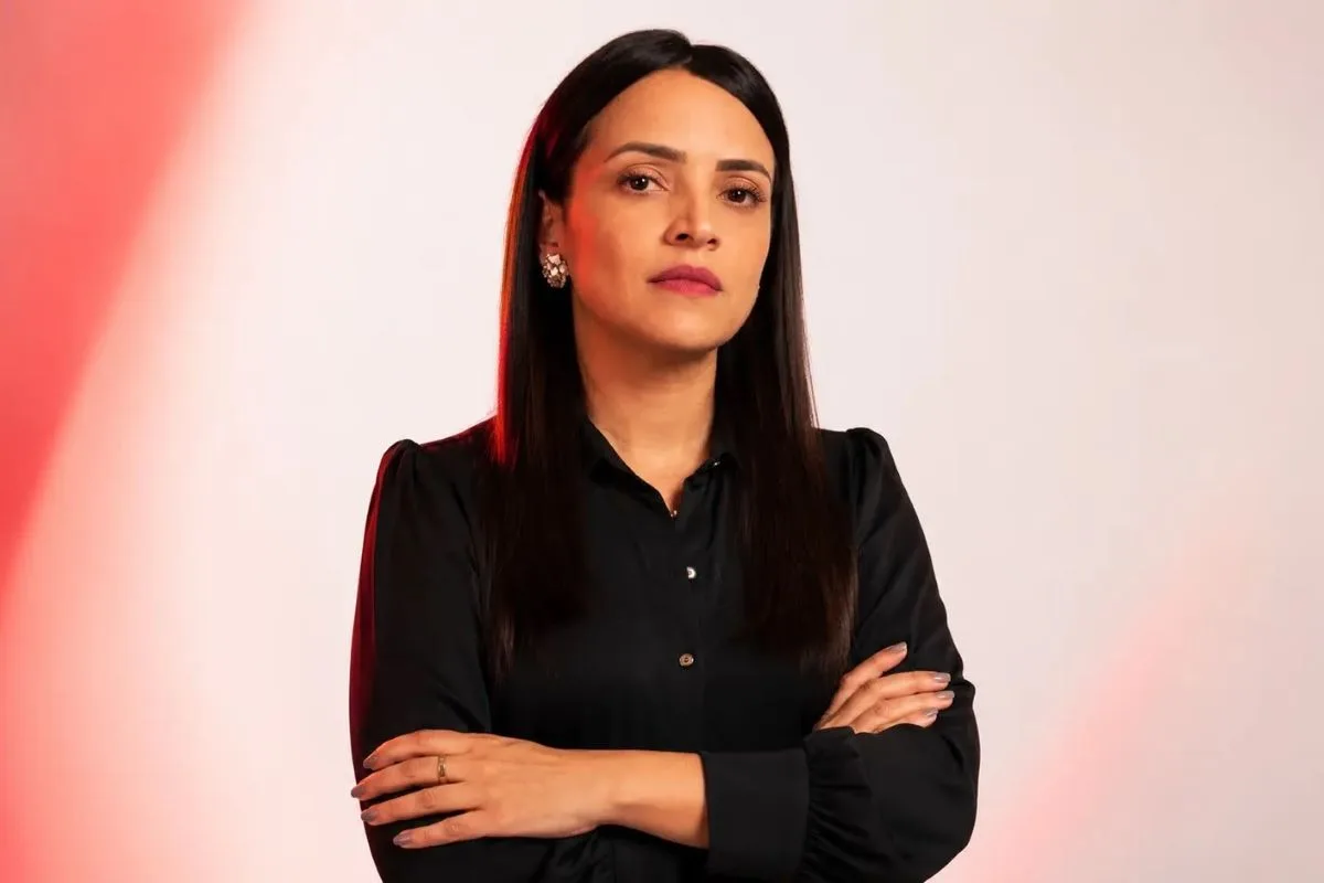 Produtora diz não saber origem de verbas de Dark Horse: "Eu era contratada"