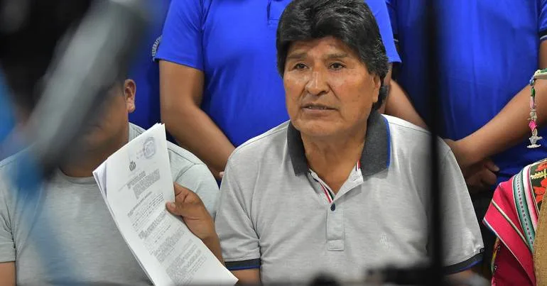 Bolívia investiga Morales por ligação a morte de europeus