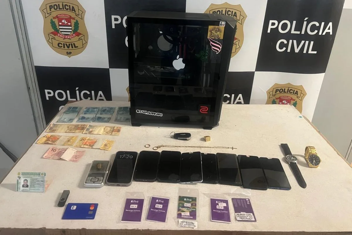 Suspeito de integrar quadrilha do falso advogado é preso com oito celulares no litoral de SP