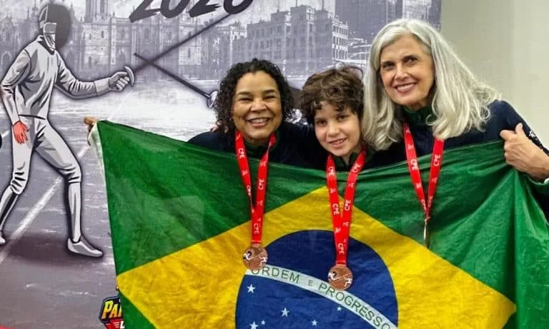 François Marfisa e Martinna Dinucci chegam a três medalhas no Pan-Americano Infantil de Esgrima