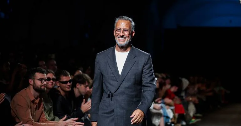 Coleção de Elie Saab com H&M tem sapatos portugueses