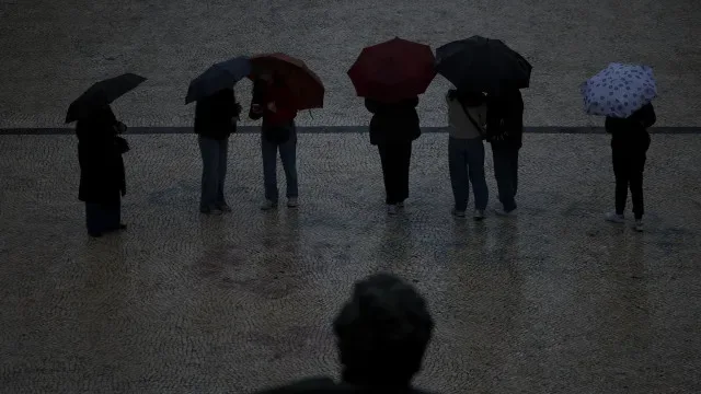 Cuidado! IPMA coloca 13 distritos a amarelo por risco de chuva e trovoada