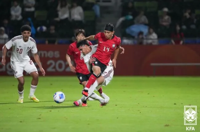 '조 1위 급한데' 엄지성-이현주-양민혁 출격 이민성호, 사우디전 답답한 흐름으로 전반전 0-0 마무리
