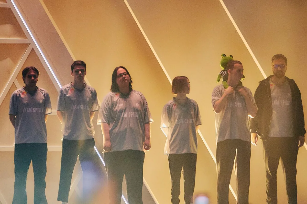 Team Spirit выиграла Esports World Cup 2026 по CS 2, это второй трофей организации за день