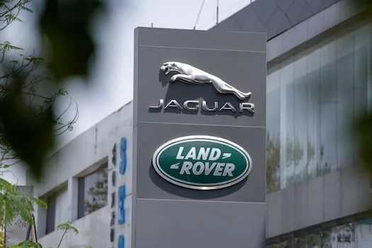 UK minister to meet JLR CEO over 4,000 job cuts