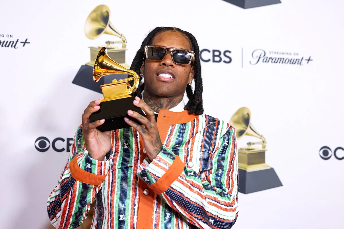 Rapper Lil Durk é absolvido de acusação de mandar matar rival
