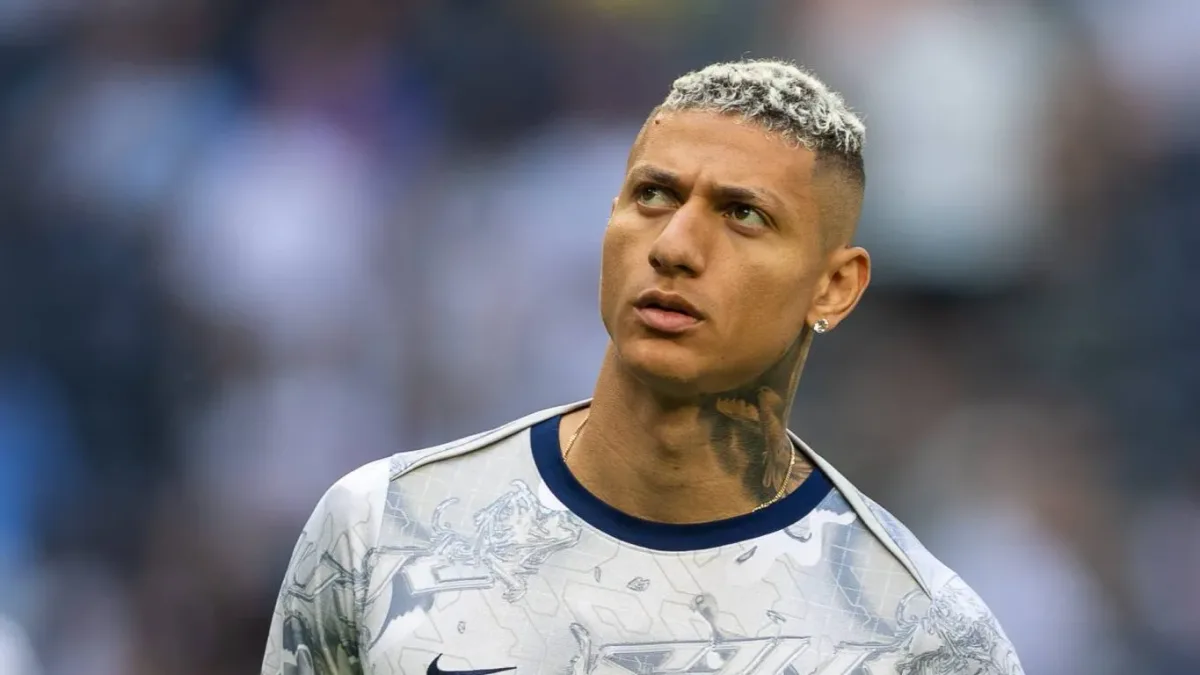 Tottenham avança por atacante que pode preocupar Richarlison e atrapalhar Filipe Luís