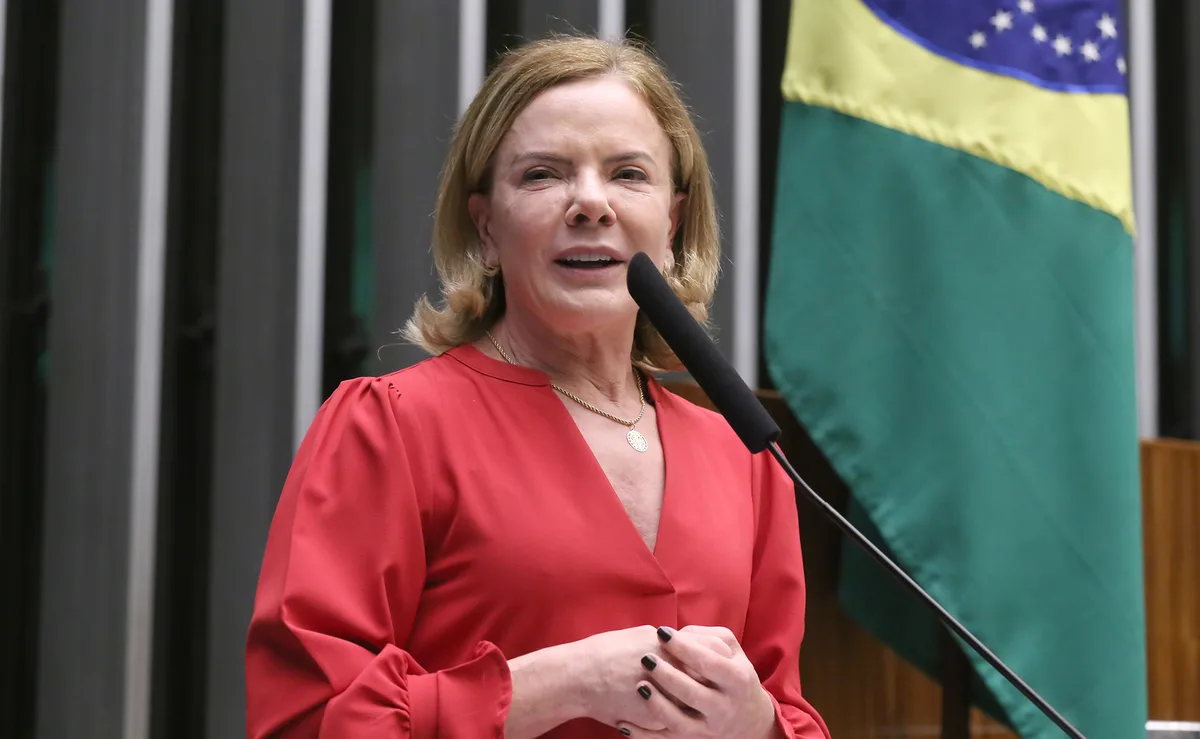 Gleisi defende Janja após Zanatta acionar MPF sobre Discord