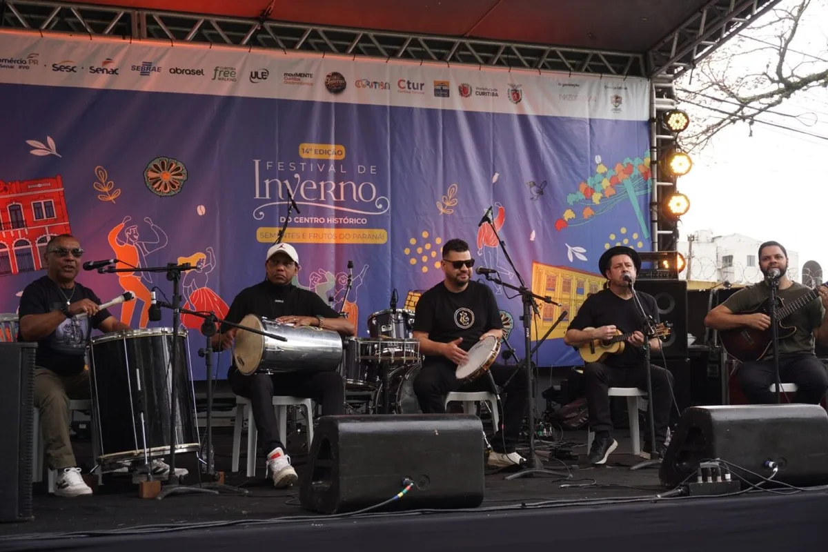 Festival de Inverno do Centro Histórico de Curitiba chega com gastronomia e música; veja vídeo e fotos