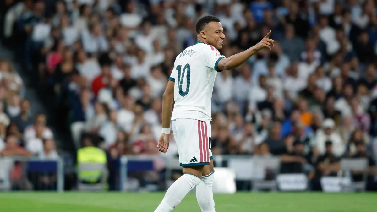 El Real Madrid recibe al Villarreal con Vinícius en el banquillo (0-0)