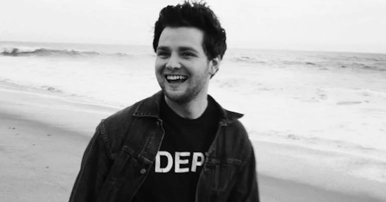 Alex Warren estreia-se em Portugal com concerto na Figueira