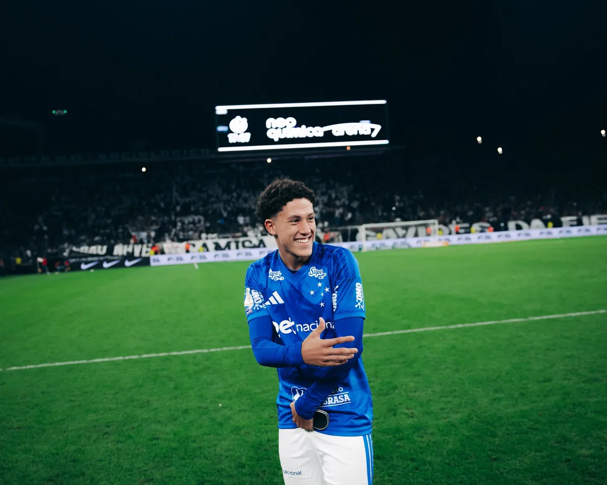 Artur Jorge detalha como monitora a base do Cruzeiro e explica motivo para mudar técnico do Sub-20