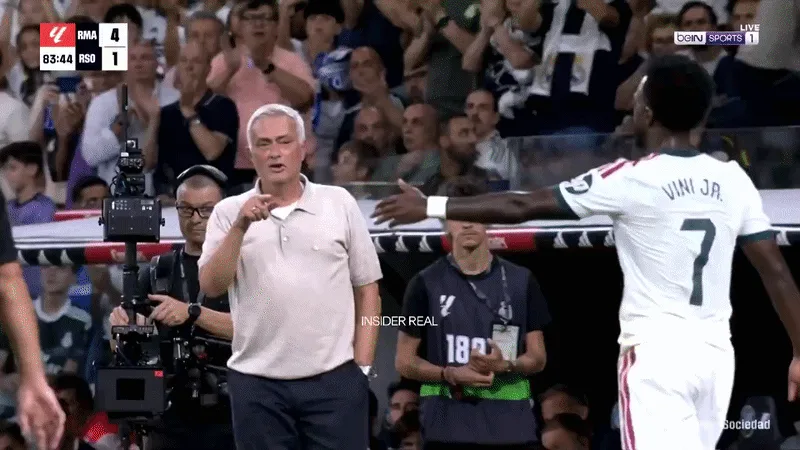 “Resenha” de Mourinho com Vini Jr. em substituição ganha repercussão na Espanha; descubra a conversa