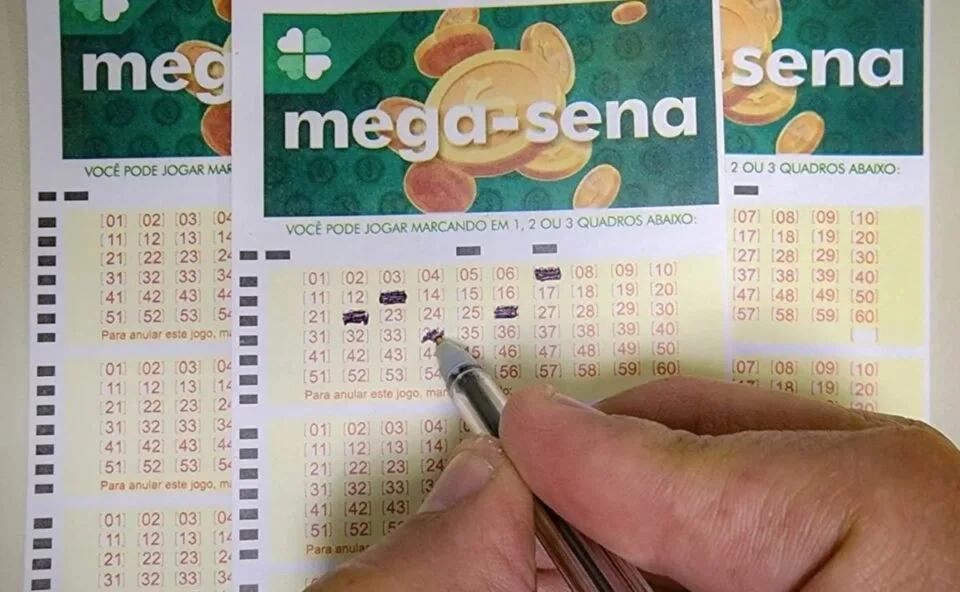 Bolões do Paraná batem na trave da Mega-Sena e faturam mais de R$ 126 mil cada