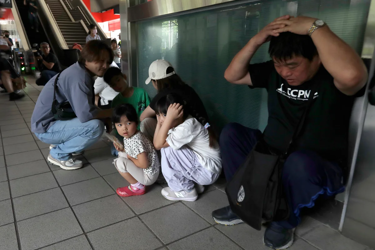 Taiwan briefly slows its mobile internet to text-only speed as part of defense drill