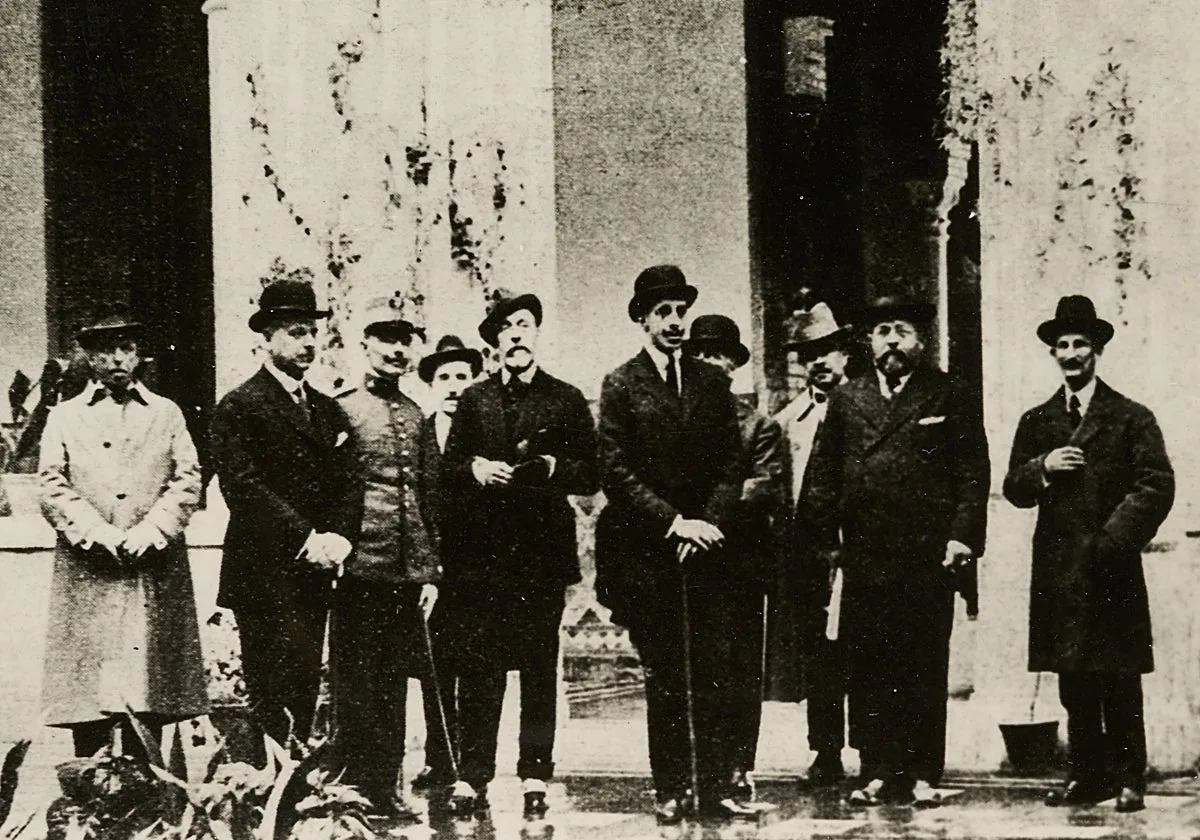Las adversidades (1914-1922): contra viento y marea