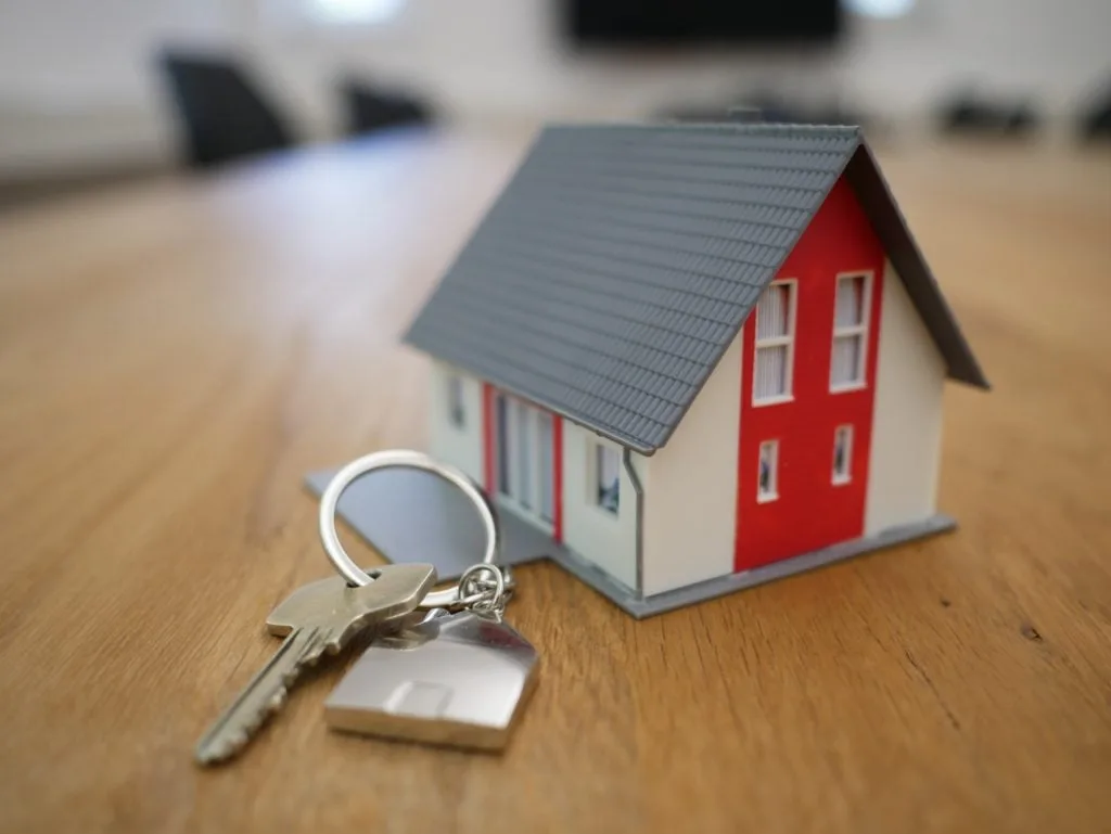 Consórcio ou financiamento: qual vale mais a pena para comprar carro ou imóvel?