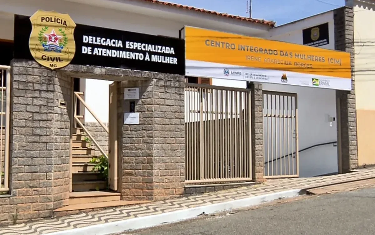 Homem é preso suspeito de importunação sexual contra mulheres por telefone em Lavras, MG
