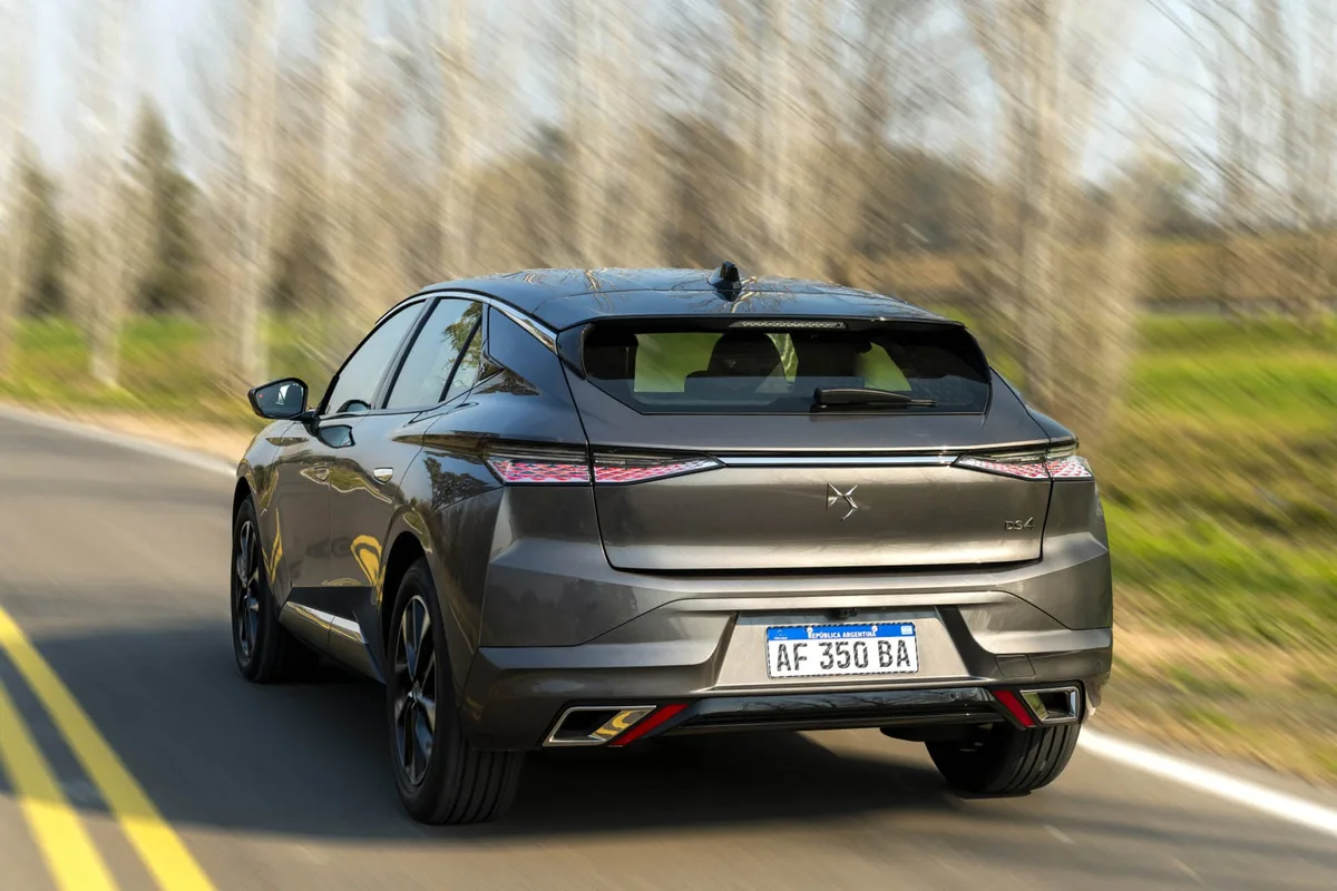 Una marca de autos de lujo tomó una decisión clave para vender más