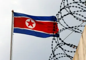 Coreia do Norte dispara dois projéteis no Mar do Leste