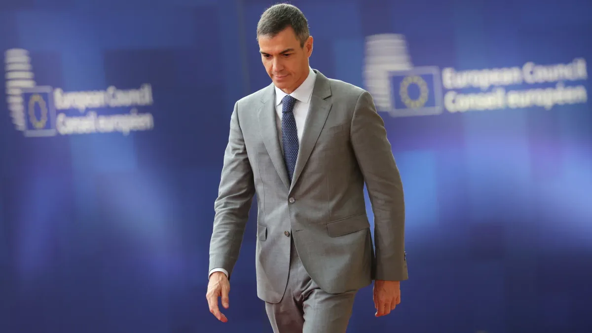 El Comité Federal del PSOE proclama a Pedro Sánchez como candidato a la Presidencia del Gobierno y ratifica las candidaturas al 29N