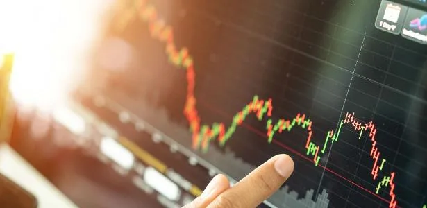 Títulos dos EUA atingem maior rendimento desde 2007 após venda global