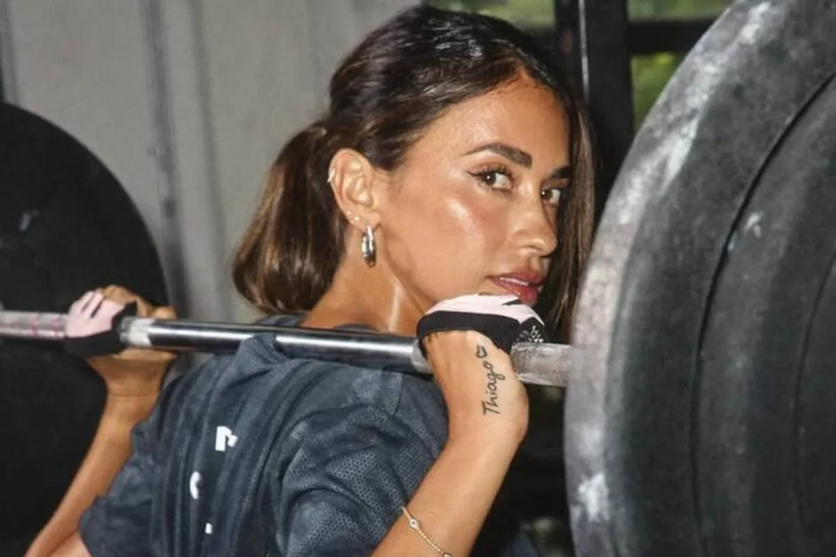 Antonela Roccuzzo, 38 años: “Antes me daba miedo levantar pesas porque pensaba que me haría ‘grande’, pero eso nunca pasó”