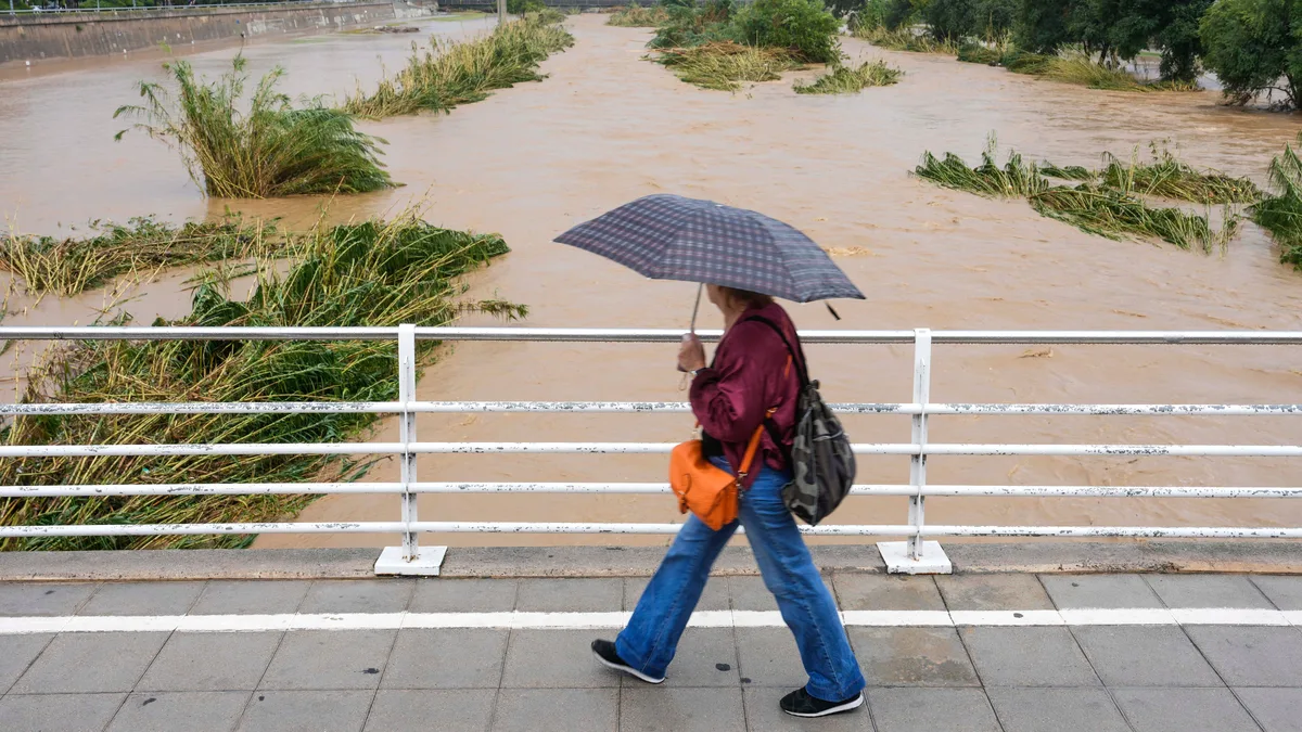 La Aemet vuelve a activar alertas por lluvias y tormentas a las puertas de la llegada de una nueva DANA: se producirá un desplome de los termómetros