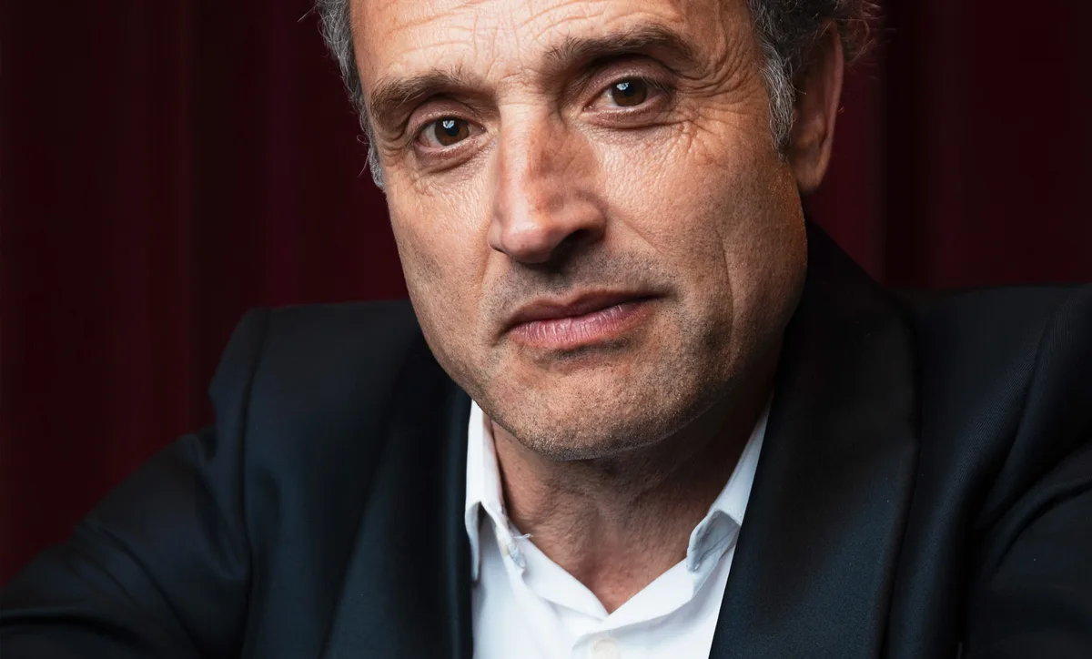 Daniel Guzmán, actor y director de cine: "Estoy endeudado a nivel económico y emocional. Todos estamos más endeudados de lo que creemos"
