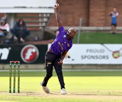Proteas hit by another injury as Simelane called to replace pacer Lutho Sipamla