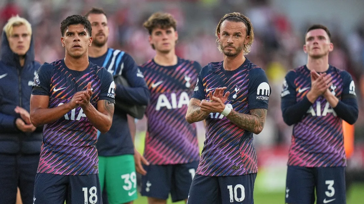 Premier League buzz: Spurs looking for unity, Zirkzee out of Manchester United?