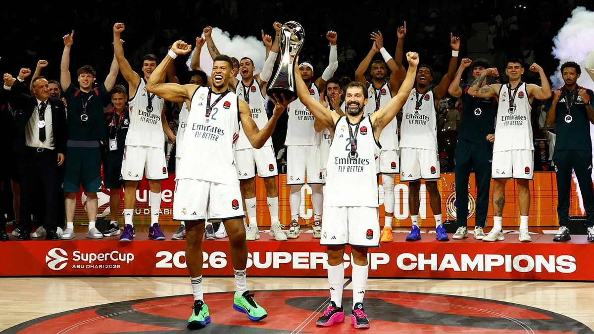 ¿Que no hace ilusión ganar un trofeo continental? El Real Madrid se lo trae al Museo Bernabéu y Olympiacos lo añora
