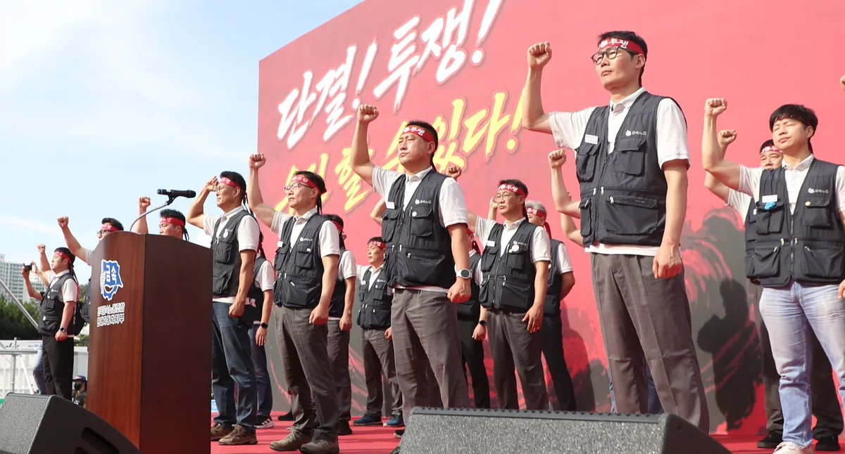 현대차 노조 “정년 65세 연장”… 10년 만에 전면 파업 돌입