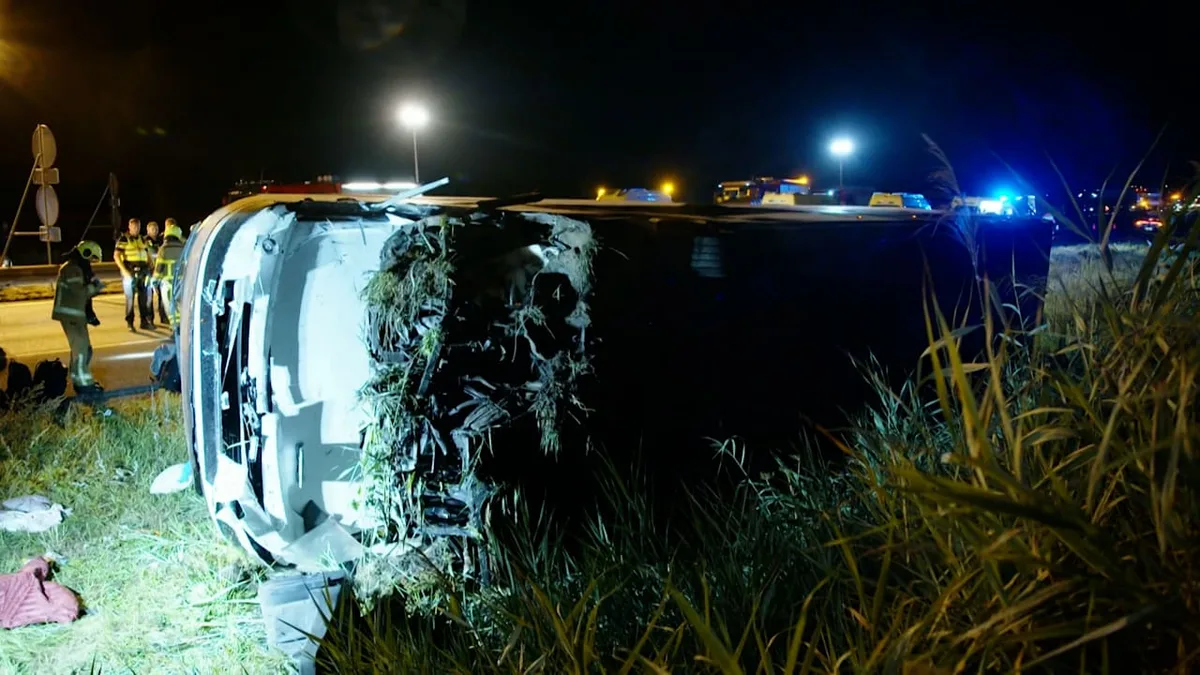 Mehrere Verletzte auf A28 in den Niederlanden - Deutsche Jugendliche im Unfall-Bus
