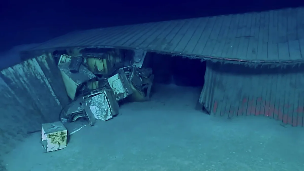 EEUU busca un naufragio en el Golfo de México a 1.500 metros de profundidad y encuentra una extraña estructura que no debería estar ahí