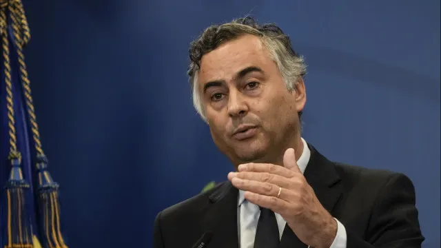 Ministro da Educação ordena inquérito a escolas que recusaram alunos