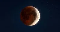 Veja como assistir ao eclipse lunar: universidades brasileiras promovem evento público para observar o fenômeno