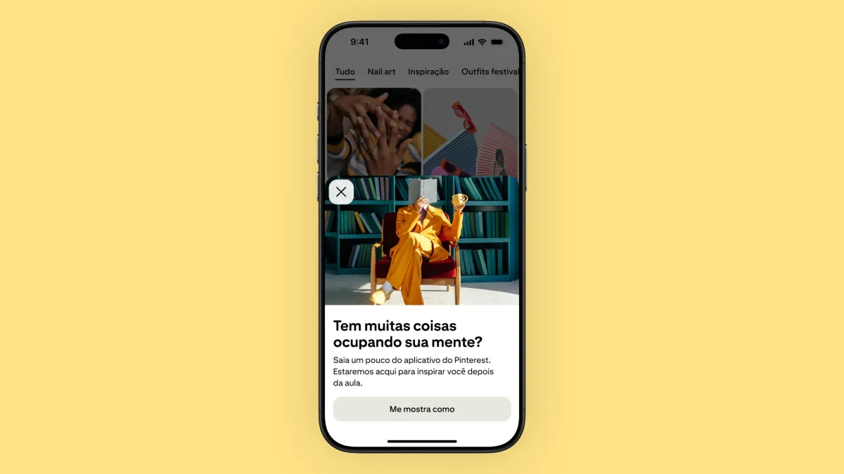Pinterest cria aviso para adolescentes largarem o celular durante as aulas