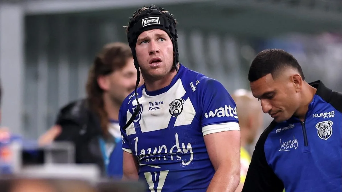 COVID rips through Bulldogs with 10 players missing training ahead of Penrith clash