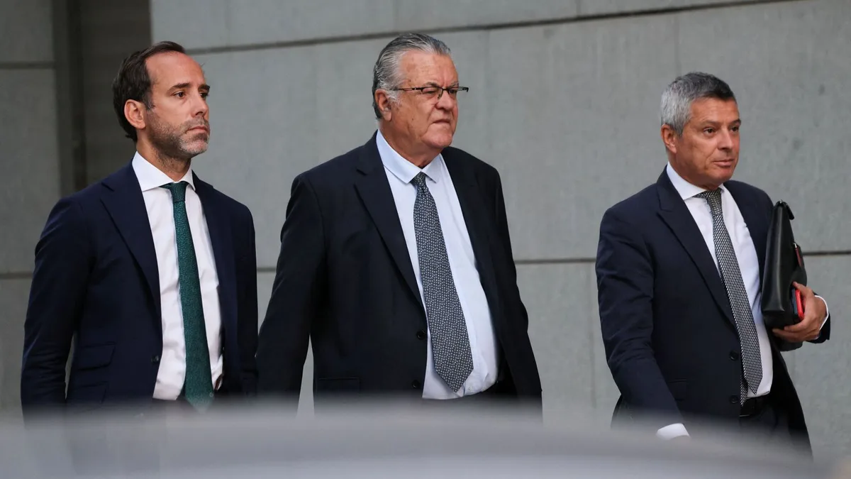 El expresidente de Plus Ultra confirma ante el juez que se acordó pagar el 1% del rescate a Zapatero